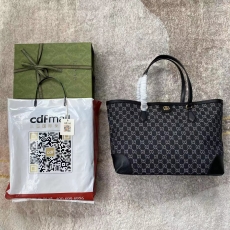 Gucci Shopping Bags